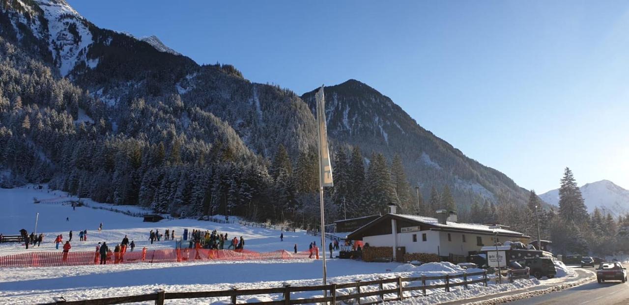 Apartment Jasmin Neustift im Stubaital Exterior photo